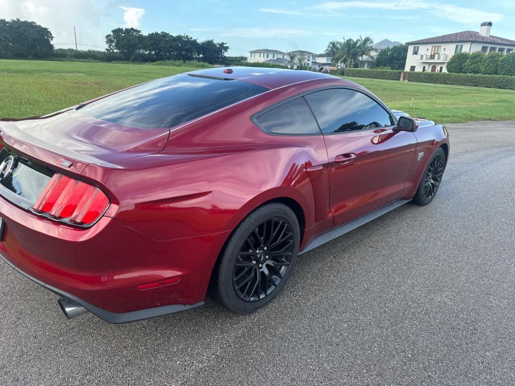 2017 Ford Mustang - $39,995